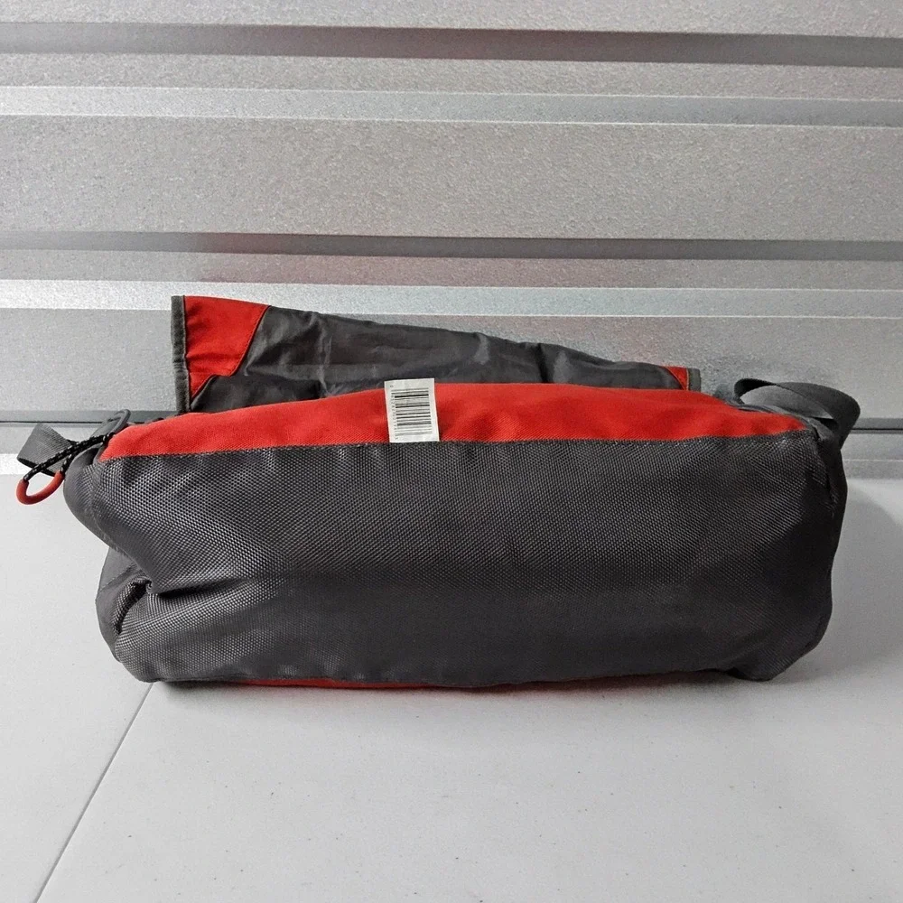 Columbia versatile messenger